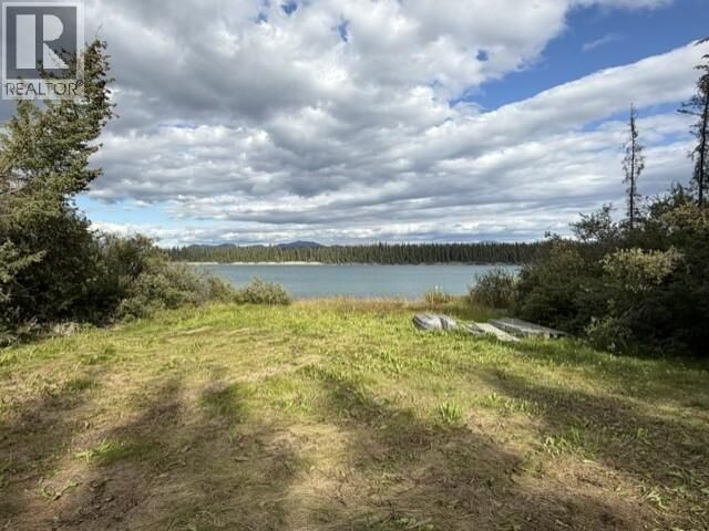 Property Photo: 22 Tagish River Road YT Y0B 1T0