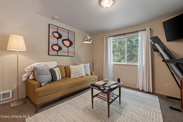 Property Photo:  183 Carr Creek Rd  ID 83864 