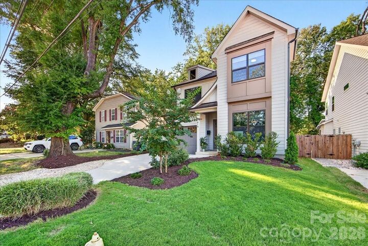 Property Photo:  816 State Street  NC 28208 