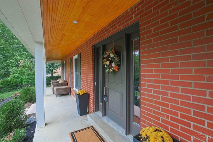 Property Photo:  8732 Hollyhock Drive  OH 45231 