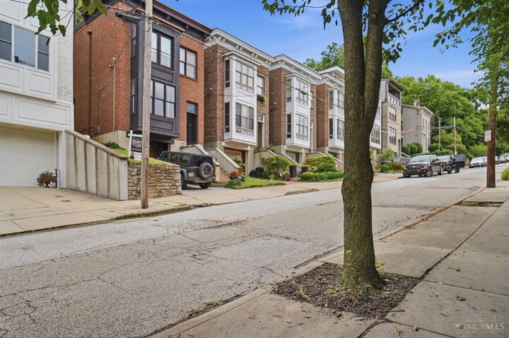 Property Photo:  333 Boal Street  OH 45202 