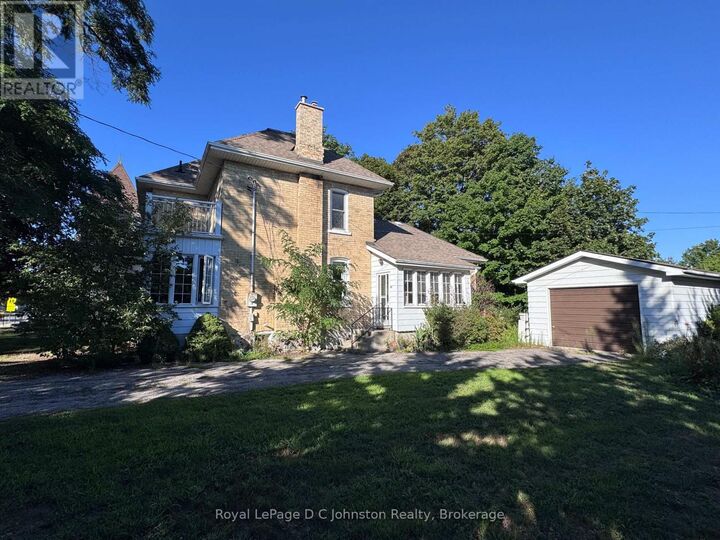Property Photo:  43 Albert Street North  ON N0H 2L0 