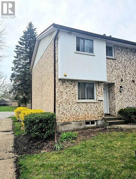 Property Photo:  5815 Swayze Drive 1  ON L2J 3W3 