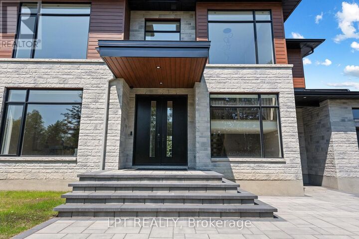 Property Photo:  15 Briggs Avenue  ON K2E 6W5 