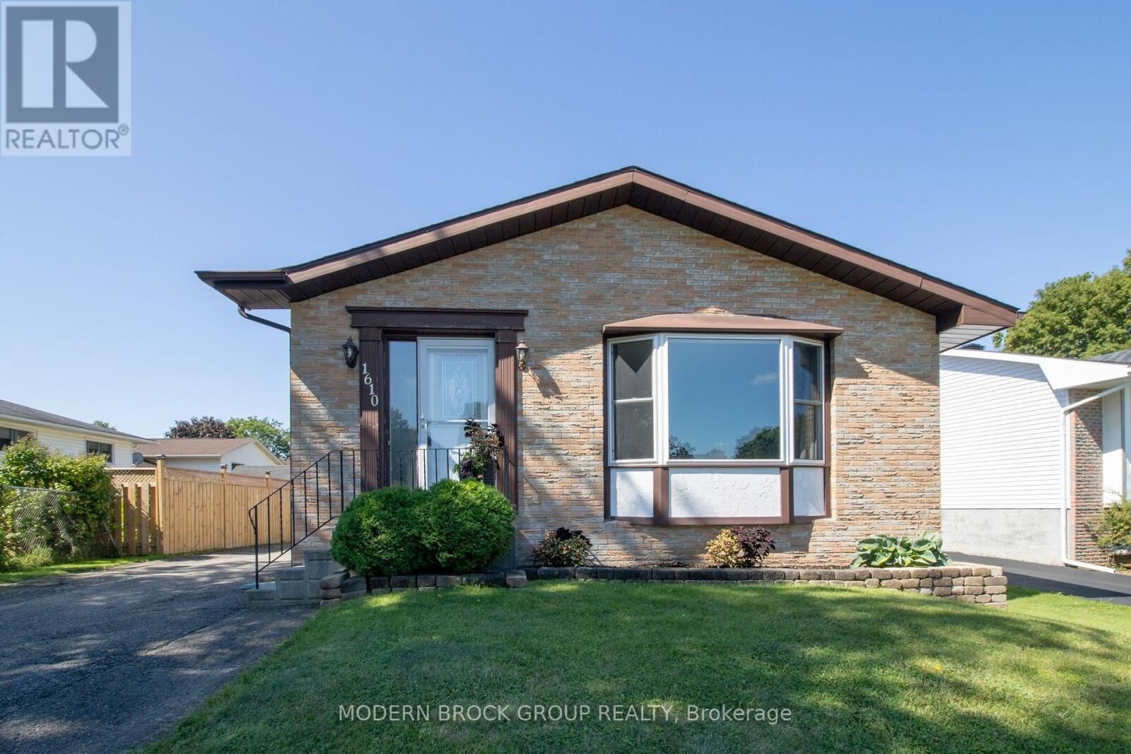 Property Photo:  1610 Kensington Parkway  ON K6V 6J2 