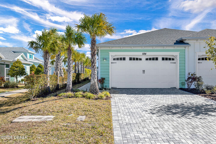 Property Photo: 584 Landshark Boulevard FL 32124
