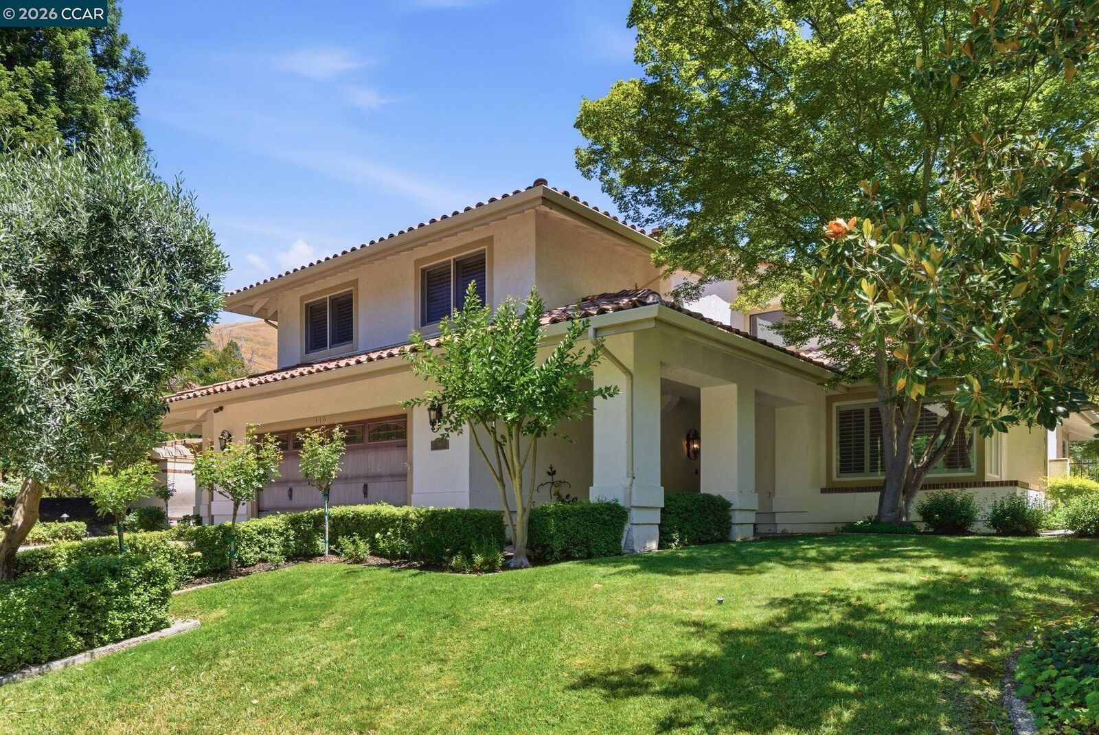 Property Photo: 316 316 Live Oak Dr CA 94506