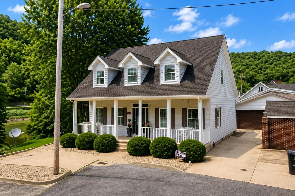 Property Photo:  116 Lily Circle  KY 41501 