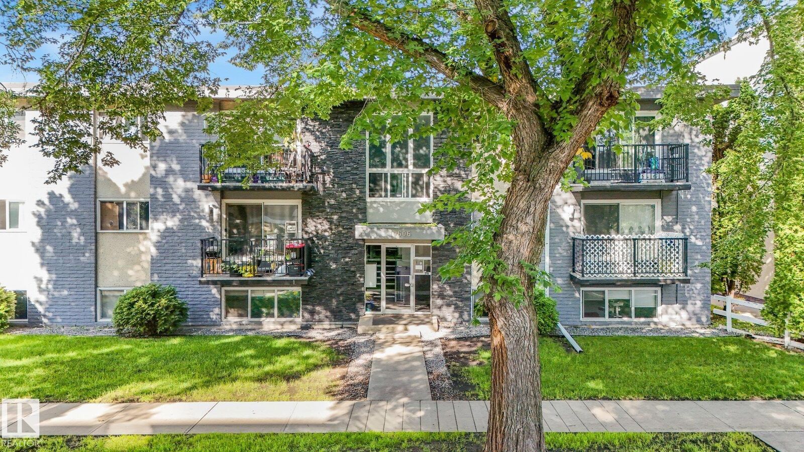 Property Photo:  10606 123 Street NW 205  AB T5N 1P2 