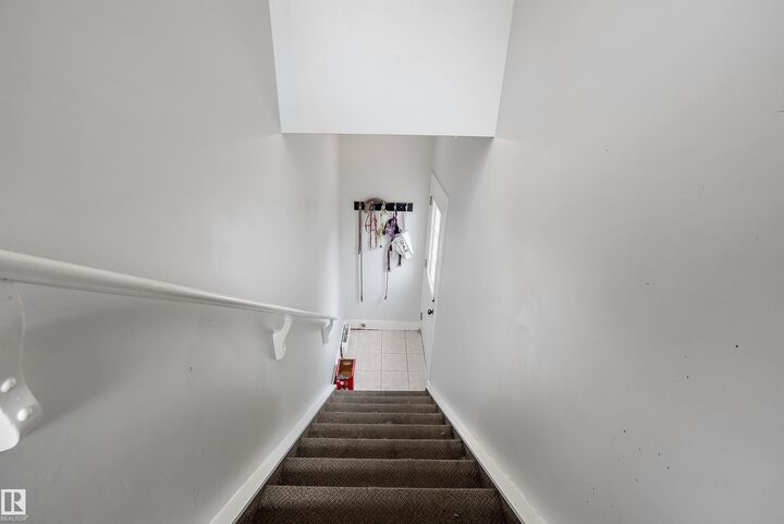 Property Photo:  203 Graybriar Green  AB T7Z 0G1 
