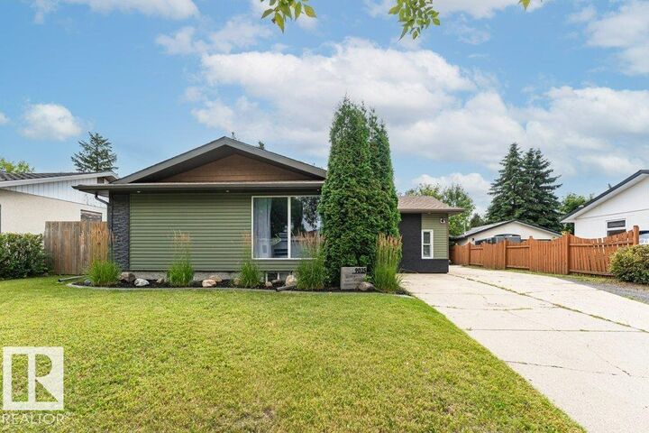 Property Photo:  9025 95 Avenue  AB T8L 1C5 
