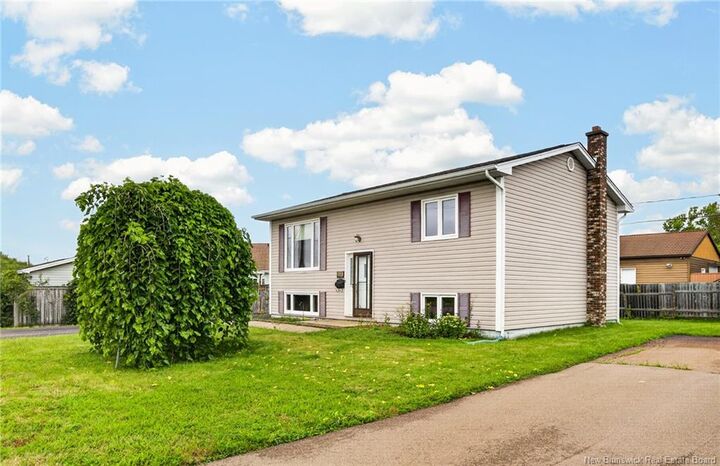 Property Photo: 135 Virginia NB E1A 5N3
