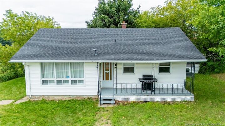 Property Photo:  24 Rue De L'Eglise  NB E4S 2Z8 