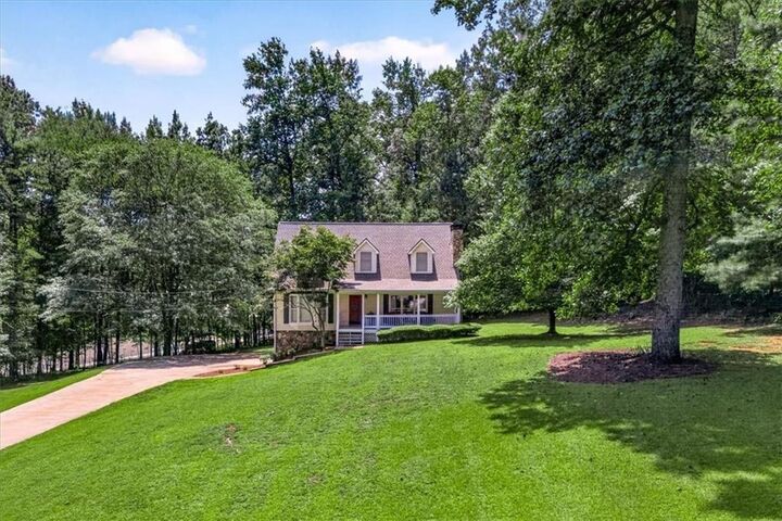 Property Photo:  403 Sycamore Drive  GA 30115 