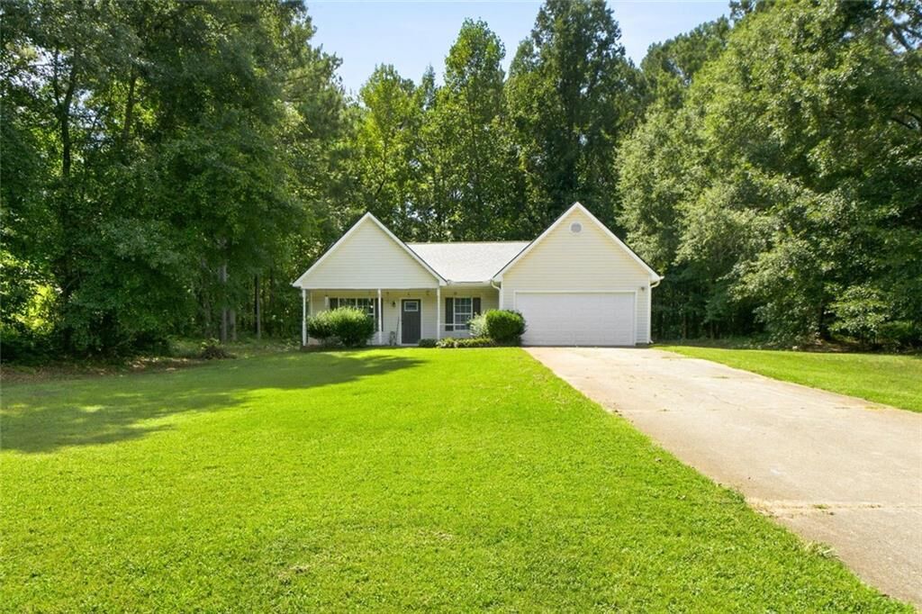 Property Photo:  315 Wild Turkey Lane  GA 30248 