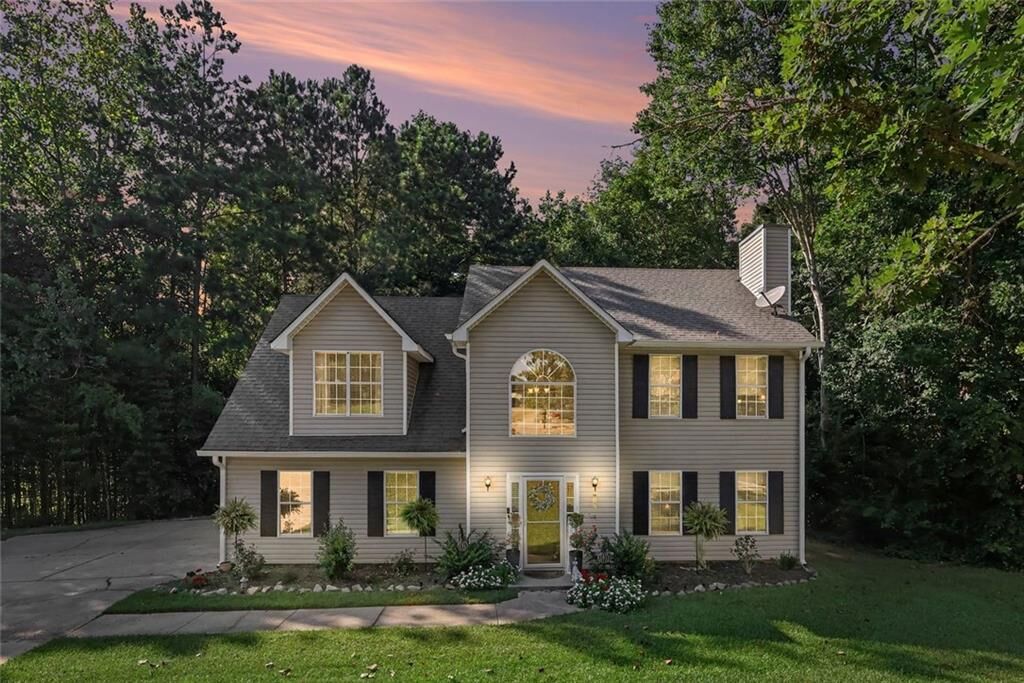 Property Photo:  4535 Raptor Trail  GA 30135 