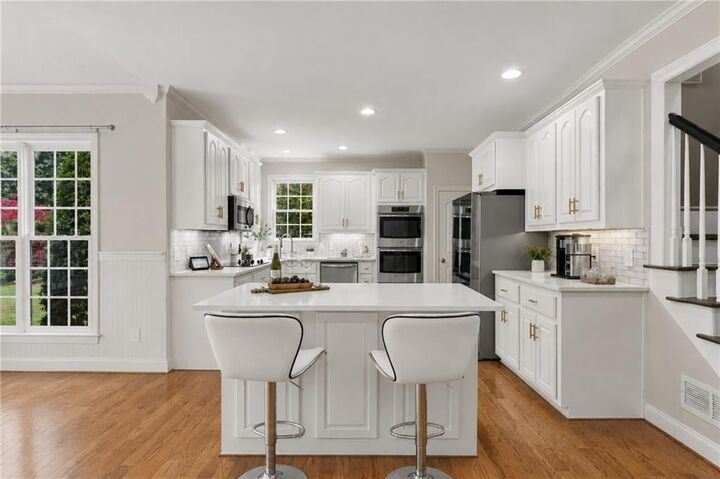 Property Photo:  116 Royal Oaks Drive  GA 30115 