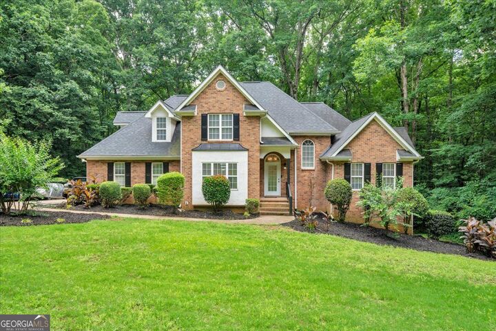 Property Photo: 75 Paradise Court GA 30252