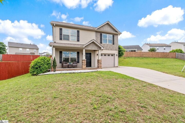 Property Photo:  205 Mariner Court  SC 29650 