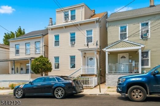 Property Photo:  279 N 4th St  NJ 07522 