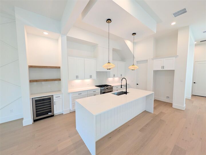 Property Photo:  2630 Persa Street  TX 77098 