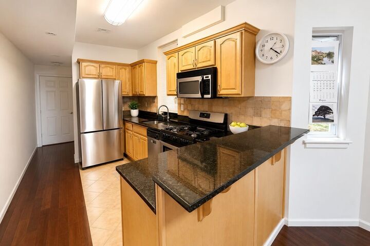 Property Photo:  395 2nd St 302 (3R)  NJ 07302 