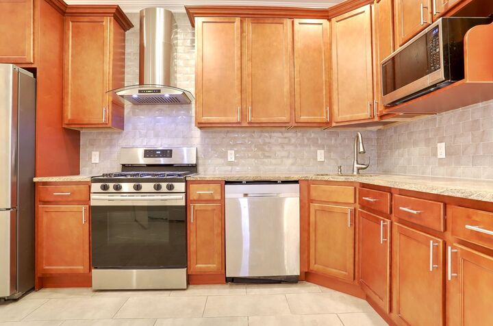 Property Photo: 106 Poplar St 1 NJ 07307