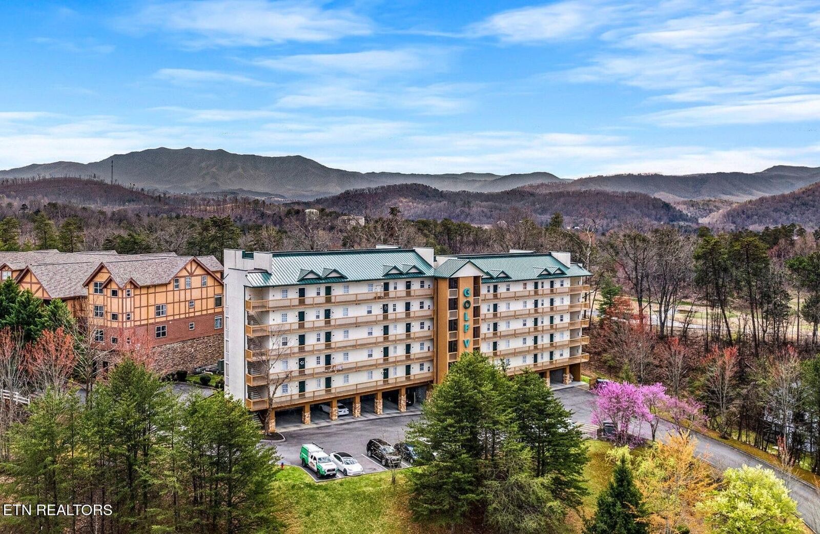 Property Photo: 820 Golf View Blvd 2202 TN 37863