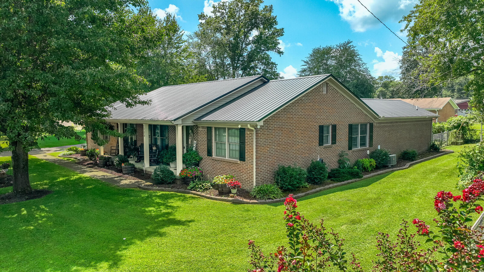 Property Photo: 106 Baker Street KY 40403