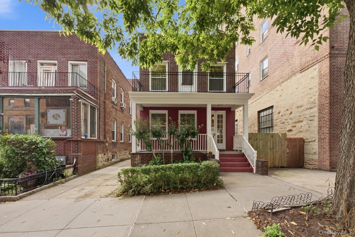 Property Photo:  3633 Greystone Avenue  NY 10463 