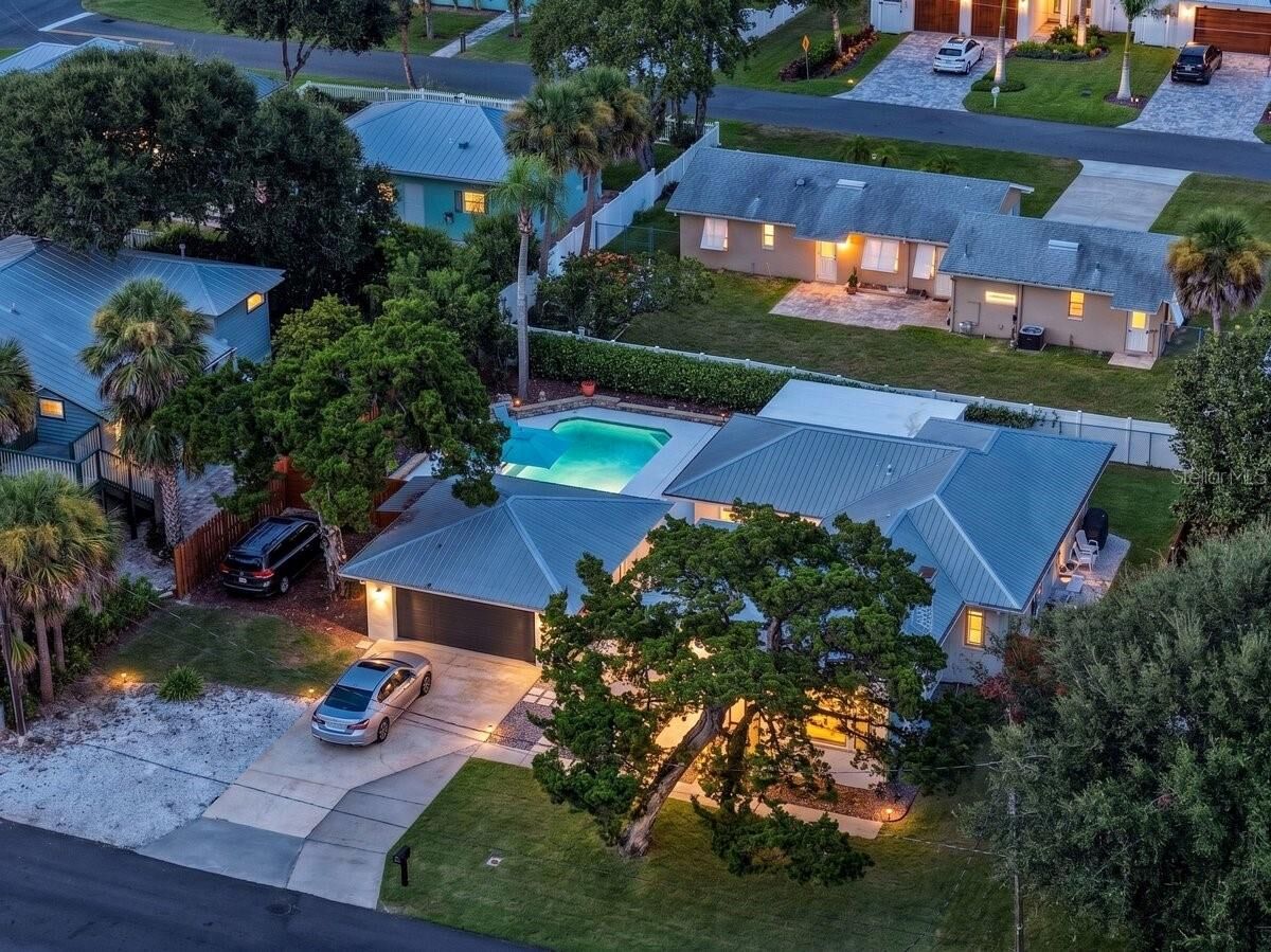 Property Photo:  507 Goodwin Avenue  FL 32169 