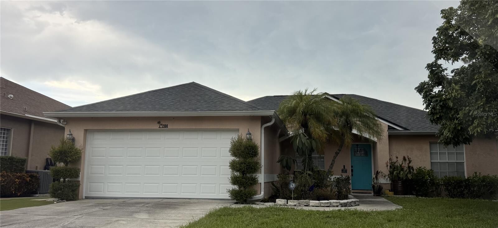 Property Photo: 2104 Bradford Street FL 33760