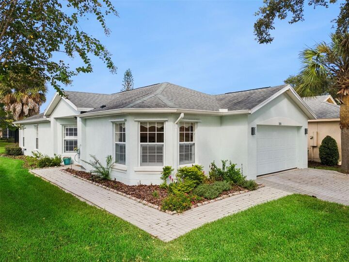 Property Photo:  205 Bell Tower Crossing West  FL 34759 