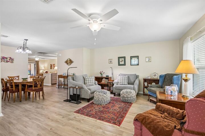 Property Photo:  1711 S Pebble Beach Boulevard  FL 33573 