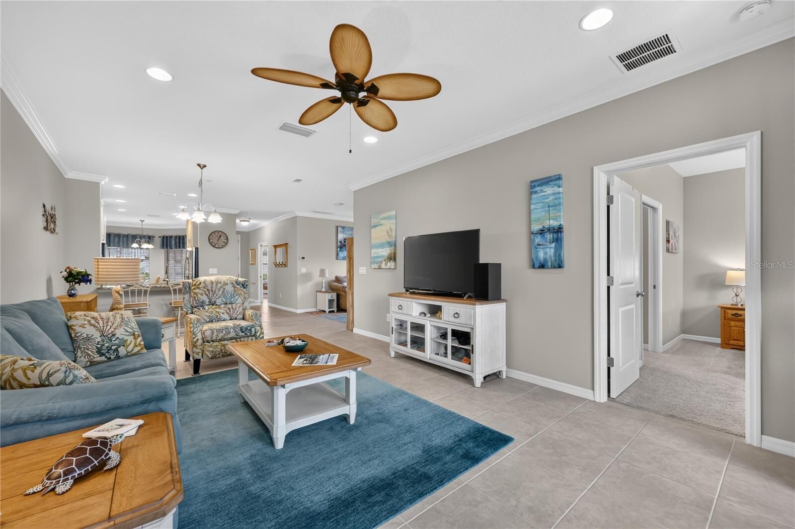 Property Photo: 12710 Sorrento Way 101 FL 34211