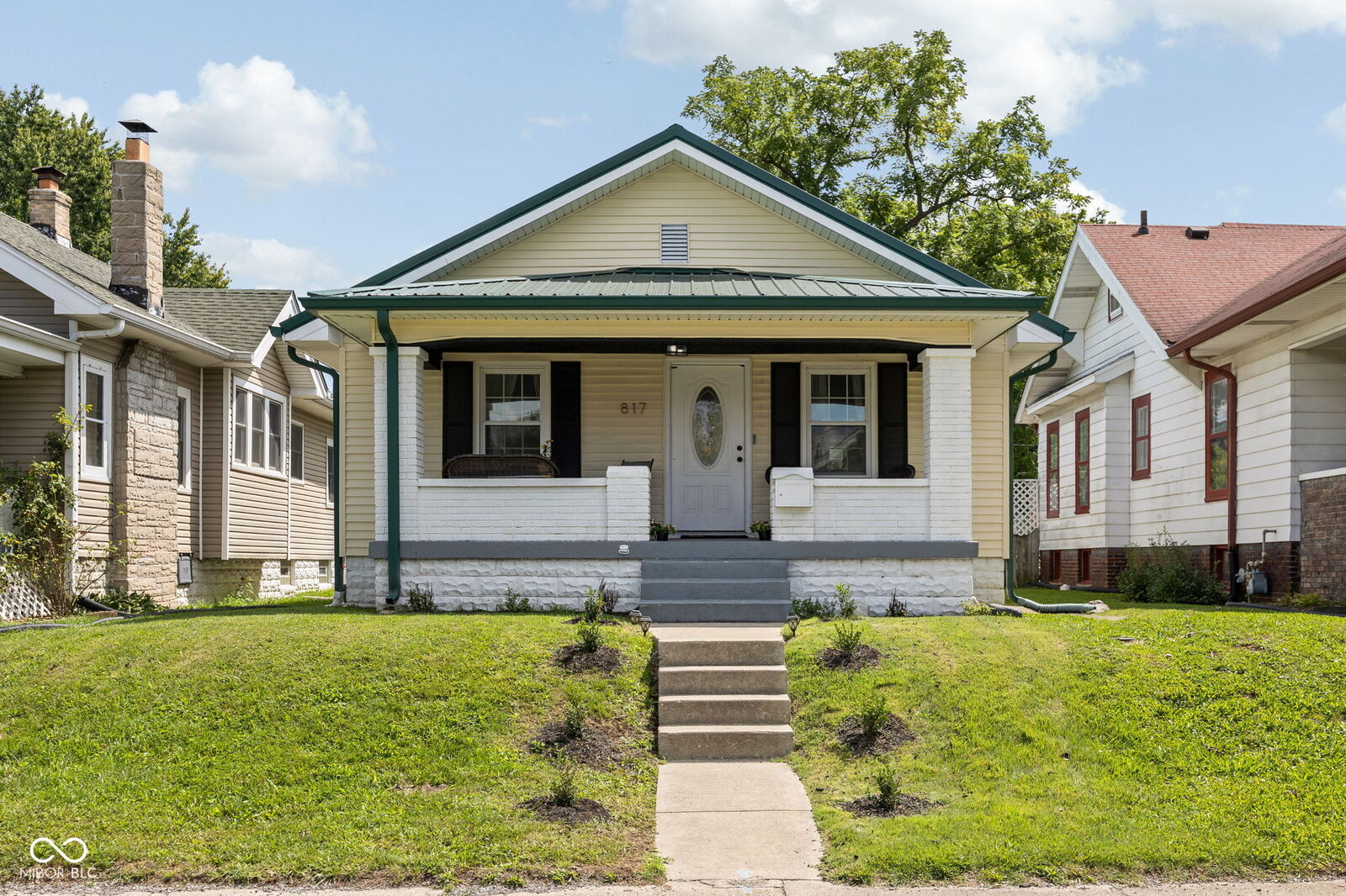 Property Photo: 817 Wallace Avenue IN 46201