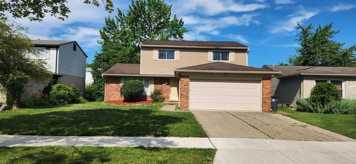Property Photo:  26061 Marlowe Place  MI 48237-1046 