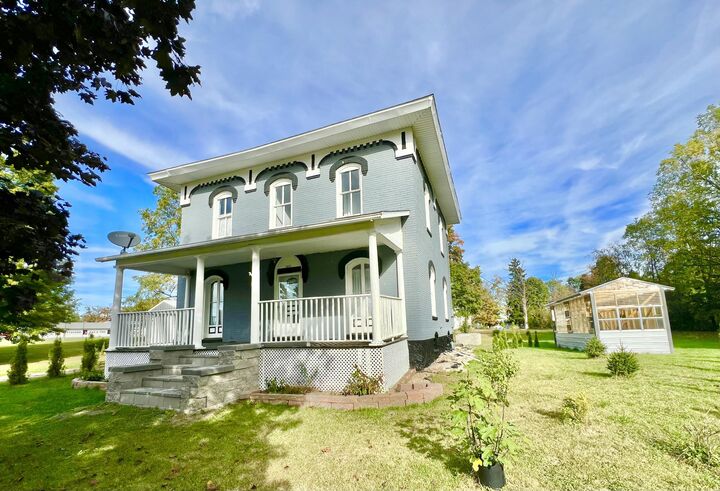 Property Photo:  4635 S Pittsford Road  MI 49271 