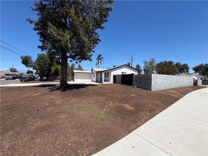 Property Photo:  9227 Bruce Avenue  CA 92503 