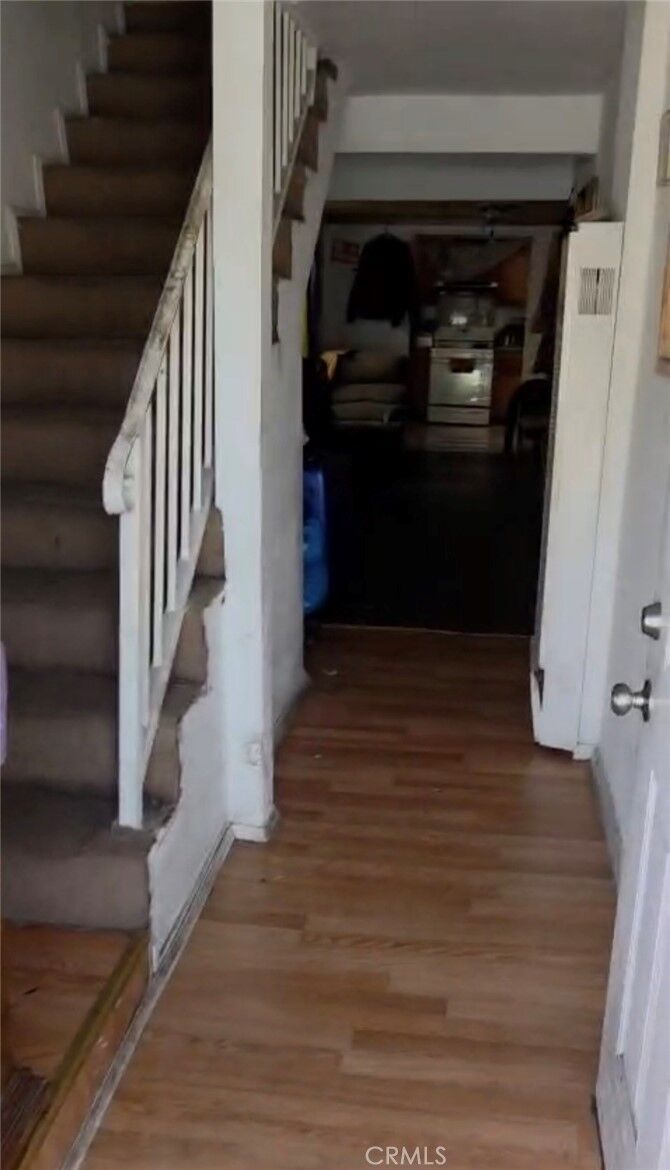 Property Photo: 1462 E 98th CA 90002