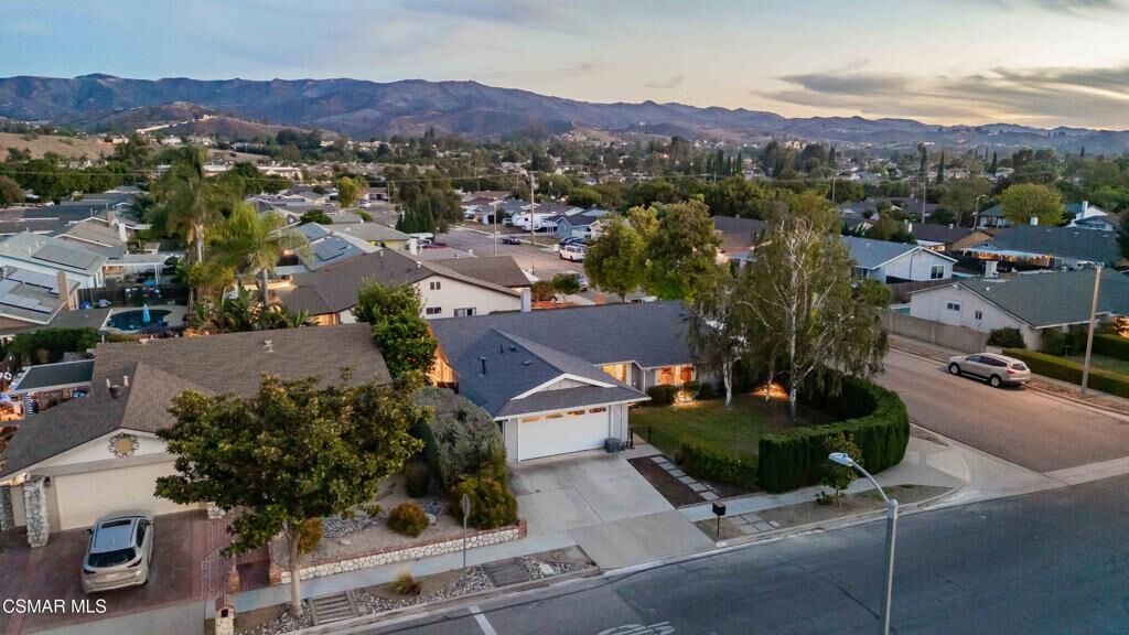 Property Photo:  3062 Barnes Street  CA 93065 