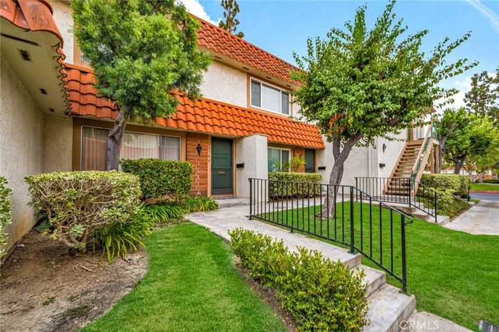 Property Photo:  22746 Malaga Way  CA 92630 