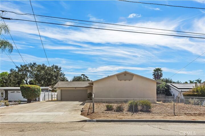 Property Photo: 127 Brandenburg Lane CA 92028