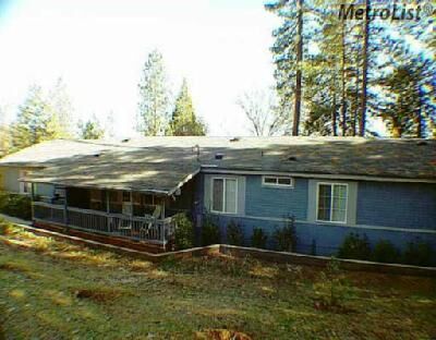 Property Photo:  