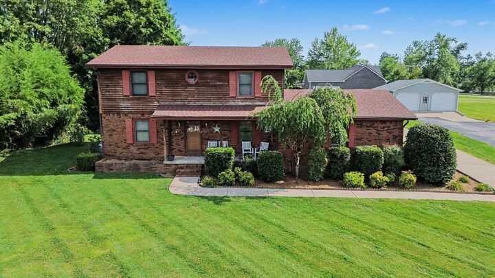 Property Photo:  105 Sonoma Dr  TN 37083 