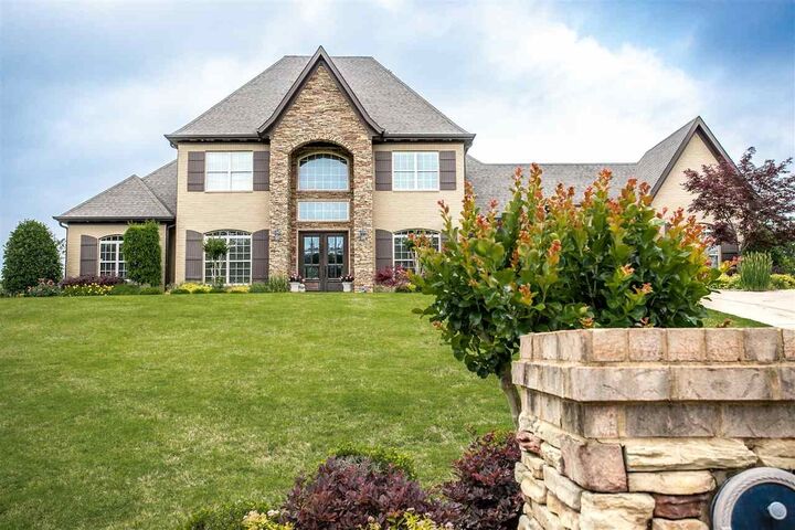Property Photo:  408 Ashford Drive  AR 72404 