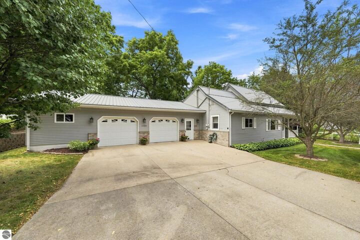 Property Photo: 1126 Laurel Street MI 49601