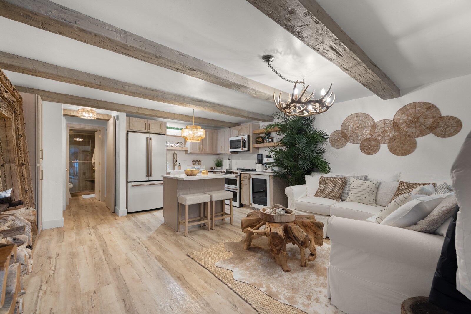 Property Photo:  121 Iowa Avenue D  MT 59937 