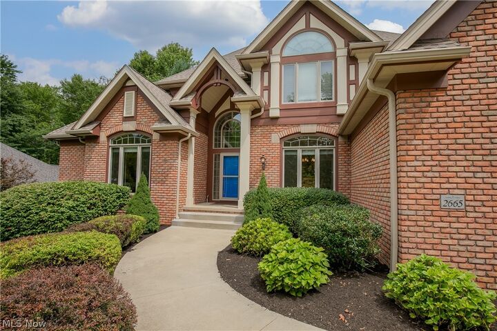 Property Photo: 2665 Deer Ridge Run OH 44223