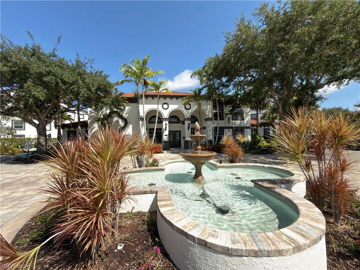 Property Photo: 7960 Preserve Cir 624 FL 34119